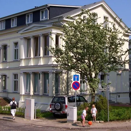 Grosszuegige Whg. Mit Waschmaschine Und Kostenl. Parkplatz Casa vacanze Heringsdorf (Usedom)
